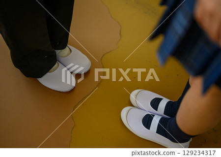 一名高中生的形象 129234317