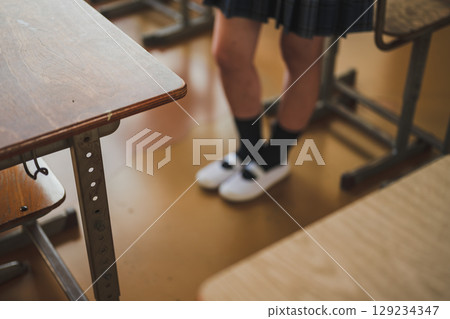 一名高中生的形象 129234347