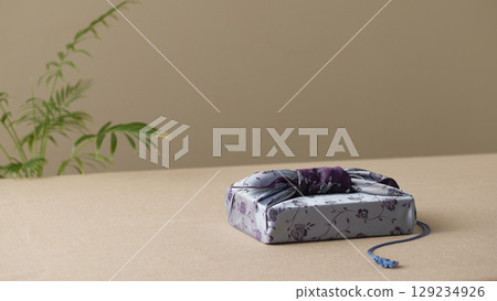 Reusable handmade bojagi gift wrapping for Korean holidays and anniversaries. Reusable handmade bojagi gift wrapping for Korean holidays and anniversaries. 129234926