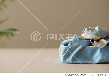 Reusable handmade bojagi gift wrapping for Korean holidays and anniversaries. 129234931