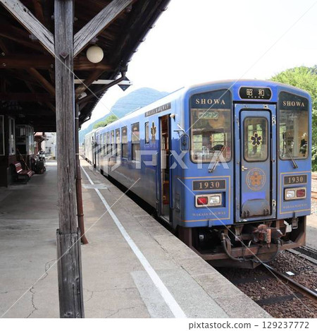 Wakasa Railway Showa-go: Station scenery reminiscent of the Showa era 129237772