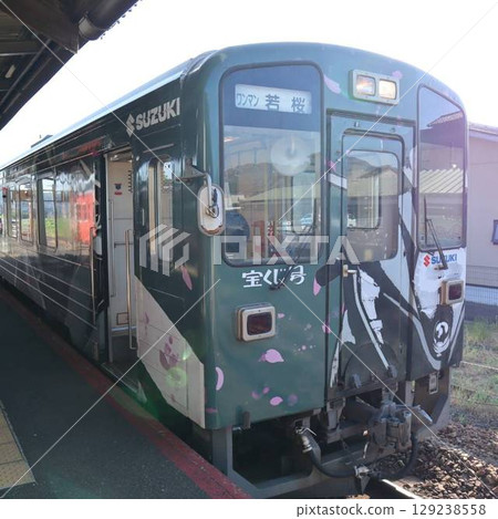若狹鐵道隼號：昭和時代的車站風景 129238558
