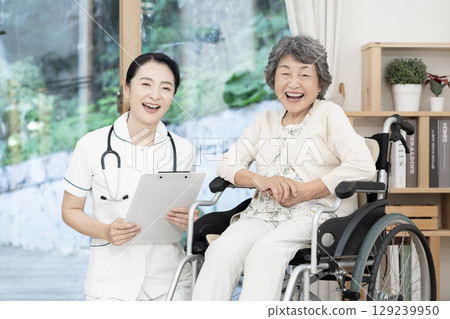 女護士、到府護理、家庭醫療 女護士、到府護理、家庭醫療 129239950