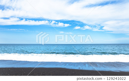夏末的北海道湧別津鄂霍次克海荒涼的海岸 129241022
