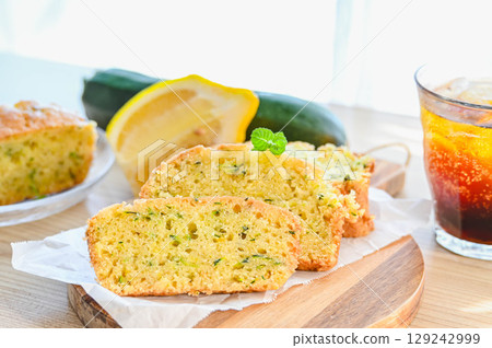 Zucchini and lemon pound cake Zucchini and lemon pound cake 129242999