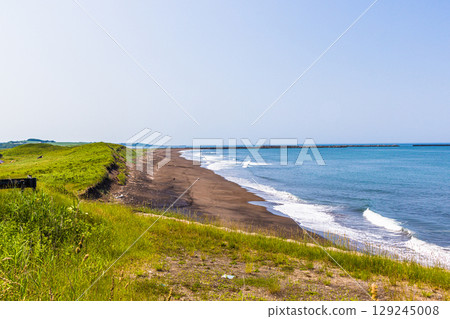 [Hokkaido_Abashiri City] Cape Notoro and Lake Notoro June July Lake Notoro Estuary 129245008