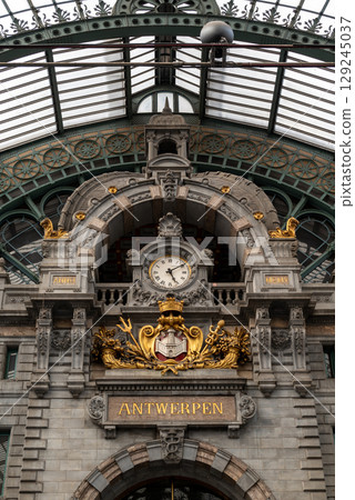 The clock at the upper level of Antwerpen-Centraal railway station the main railway station in Antwerp, Belgium The clock at the upper level of Antwerpen-Centraal railway station the main railway station in Antwerp, Belgium 129245037