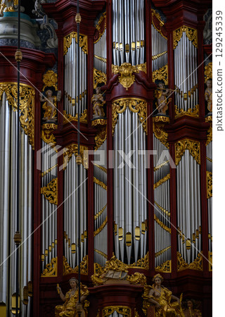 Muller organ in the Church of Saint Bavo Grote Kerk, Reformed Protestant church in Haarlem, Netherlands Muller organ in the Church of Saint Bavo Grote Kerk, Reformed Protestant church in Haarlem, Netherlands 129245339
