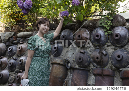 Women enjoying domestic travel Women enjoying domestic travel 129246756