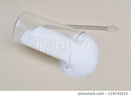 Propylparaben, also spelled propyl paraben, is the n propyl ester of p hydroxybenzoic acid 129249243