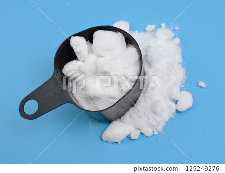 Potassium oxalate is a chemical compound, specifically a potassium salt of oxalic acid. Potassium oxalate is a chemical compound, specifically a potassium salt of oxalic acid. 129249276