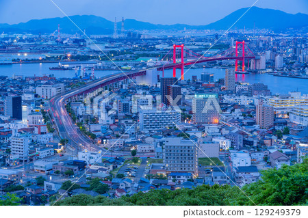 [福岡縣]從高門山眺望若門橋的夜景 129249379