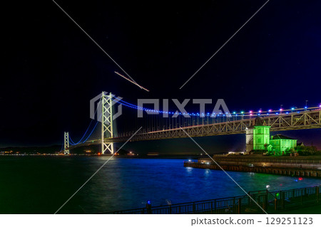 Akashi Strait Bridge, lighted up 129251123