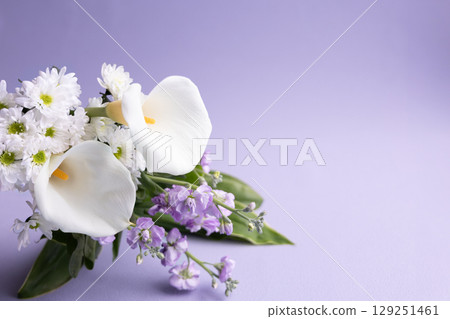 花卉 - 佛教儀式 - 顏色 7 號 129251461