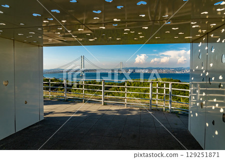 Akashi Kaikyo Bridge Akashi Kaikyo Bridge 129251871