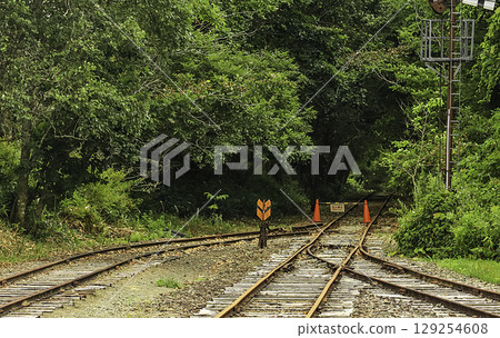 Former Okukuusu Post Office railway tracks Former Okukuusu Post Office railway tracks 129254608