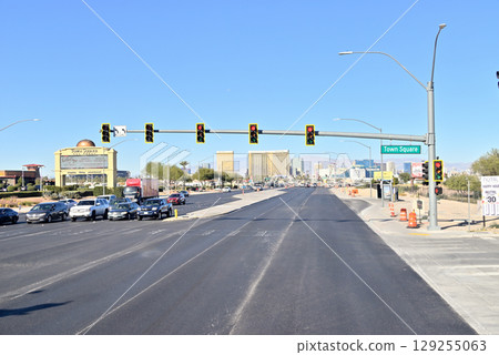 從拉斯維加斯城市廣場俯瞰拉斯維加斯大道 129255063