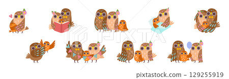 Happy Owl Family with Father, Mother and Baby Vector Set 129255919