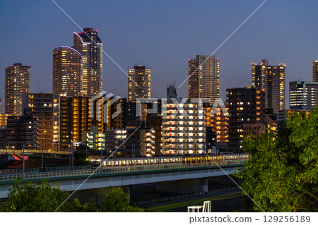 Tower apartment in Musashi-Kosugi, Kanagawa Prefecture Tower apartment in Musashi-Kosugi, Kanagawa Prefecture 129256189