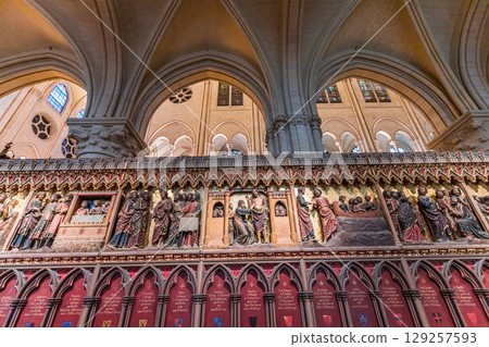 Notre-Dame cathedral, bas-relief, Paris, France Notre-Dame cathedral, bas-relief, Paris, France 129257593