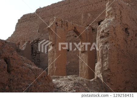 abandoned village on the Handour river valley ruins among the valleys of the Moroccan Atlas abandoned village on the Handour river valley ruins among the valleys of the Moroccan Atlas 129258431