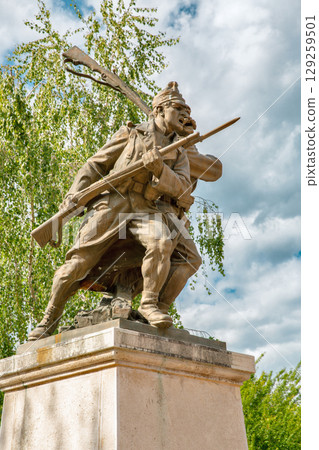Historic military WWI memorial statues closeup in Nagykanizsa, Hungary. Historic military WWI memorial statues closeup in Nagykanizsa, Hungary. 129259501