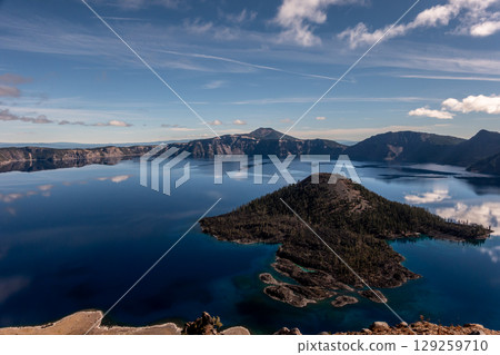 Lake view of the lake in the mountains Lake view of the lake in the mountains 129259710