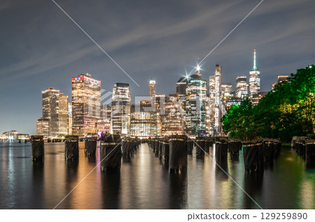 New York City skyline panorama with skyscrapers over East River 129259890