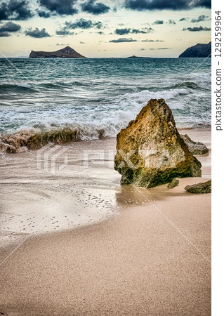 beautiful beach scenes in oahu hawaii beautiful beach scenes in oahu hawaii 129259964