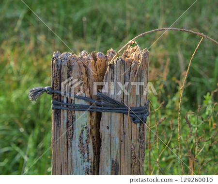 fence post fence post 129260010