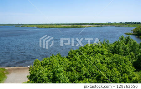 Lake Utonai in summer from the observation deck 129262556