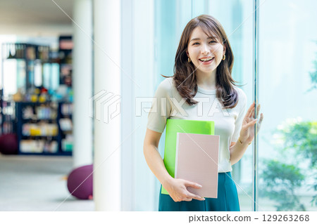 女大學生 129263268