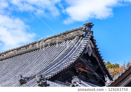 Autumn blue sky | Hofukuji Temple Autumn blue sky | Hofukuji Temple 129263750