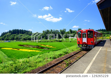 秋田內陸線稻田藝術 繩文遺址站 繩文緒方站 129265229