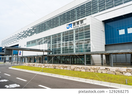 Image of the east exit of Tsuruga Station on the Hokuriku Shinkansen line under a cloudy sky | Tsuruga City, Fukui Prefecture Image of the east exit of Tsuruga Station on the Hokuriku Shinkansen line under a cloudy sky | Tsuruga City, Fukui Prefecture 129268275