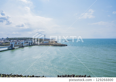 從新潟石分紀念公園眺望日本海 從新潟石分紀念公園眺望日本海 129268800