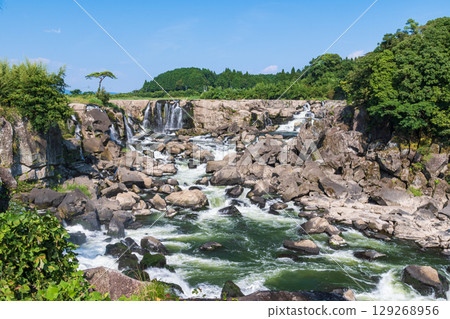 曾木瀑布（鹿兒島縣伊佐市）｜東方的尼加拉瀑布和岩石景觀 129268956