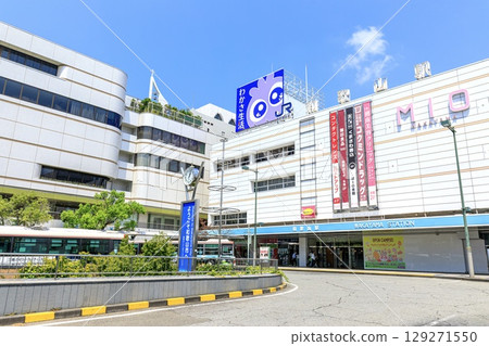 和歌山市和歌山站前的風景 129271550