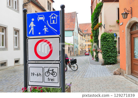 羅滕堡街景與路標 羅滕堡街景與路標 129271839