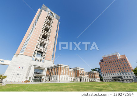 Gunma Prefectural Office and Gunma Prefectural Police Headquarters in Maebashi City, Gunma Prefecture, on a clear day Gunma Prefectural Office and Gunma Prefectural Police Headquarters in Maebashi City, Gunma Prefecture, on a clear day 129272594