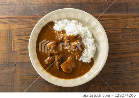 即食咖哩牛肉咖哩飯 129274200