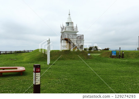 Kamome Island Lighthouse (Esashi Town, Hokkaido) Kamome Island Lighthouse (Esashi Town, Hokkaido) 129274293