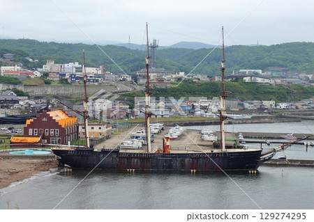 從龜島看到的江差海代丸(北海道江差町) 從龜島看到的江差海代丸(北海道江差町) 129274295