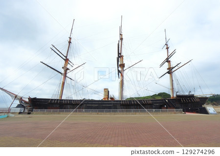 從龜島碼頭一側看到的江差海代丸(北海道江差町) 從龜島碼頭一側看到的江差海代丸(北海道江差町) 129274296