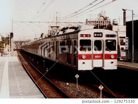 東急8500系列8611F東橫線特快田園調工站 東急8500系列8611F東橫線特快田園調工站 129275330