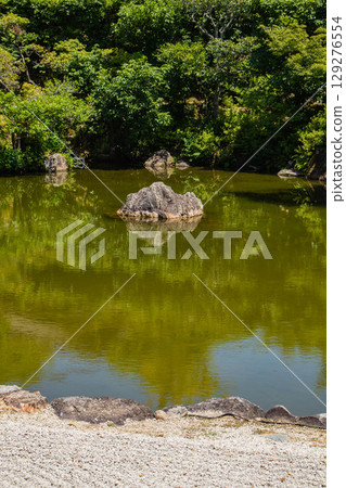 【京都風光】仁和寺:池塘上的五重塔和優雅的花園 【京都風光】仁和寺:池塘上的五重塔和優雅的花園 129276554