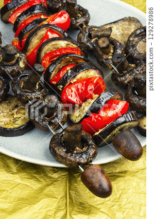 BBQ vegetable skewers BBQ vegetable skewers 129278986