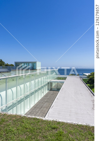 [Vertical photo] Yokosuka Museum of Art 129279857