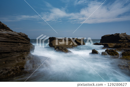 Waves crashing on the shores of Jogashima 129280627