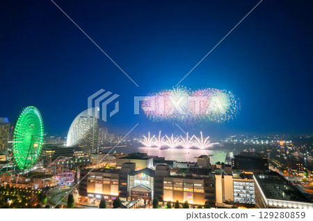 Yokohama Minato Mirai Summer Festival: Fireworks at Minato Mirai Yokohama Minato Mirai Summer Festival: Fireworks at Minato Mirai 129280859